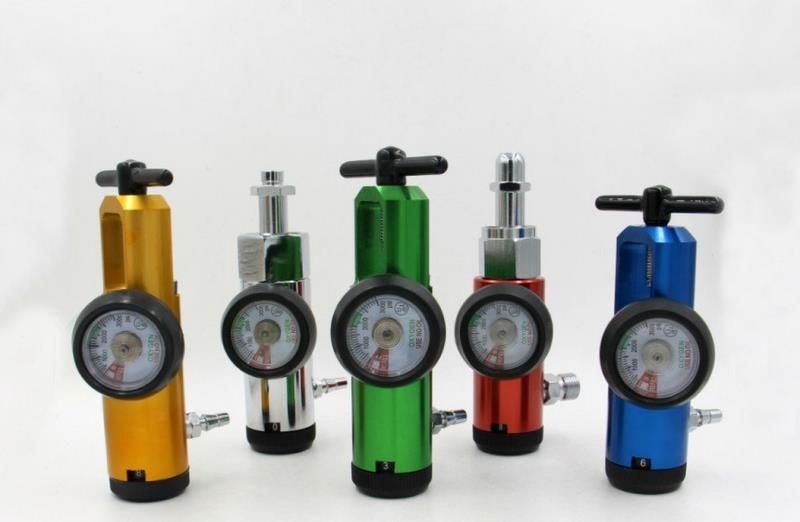 Brass &amp; Plastic material Medical Oxygen Regulator for Oxygen Therapy supplier